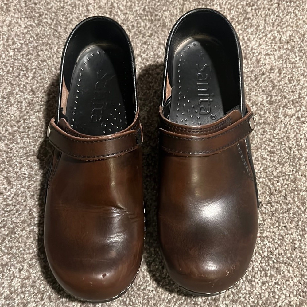 Women’s Sanita brown clog size 37